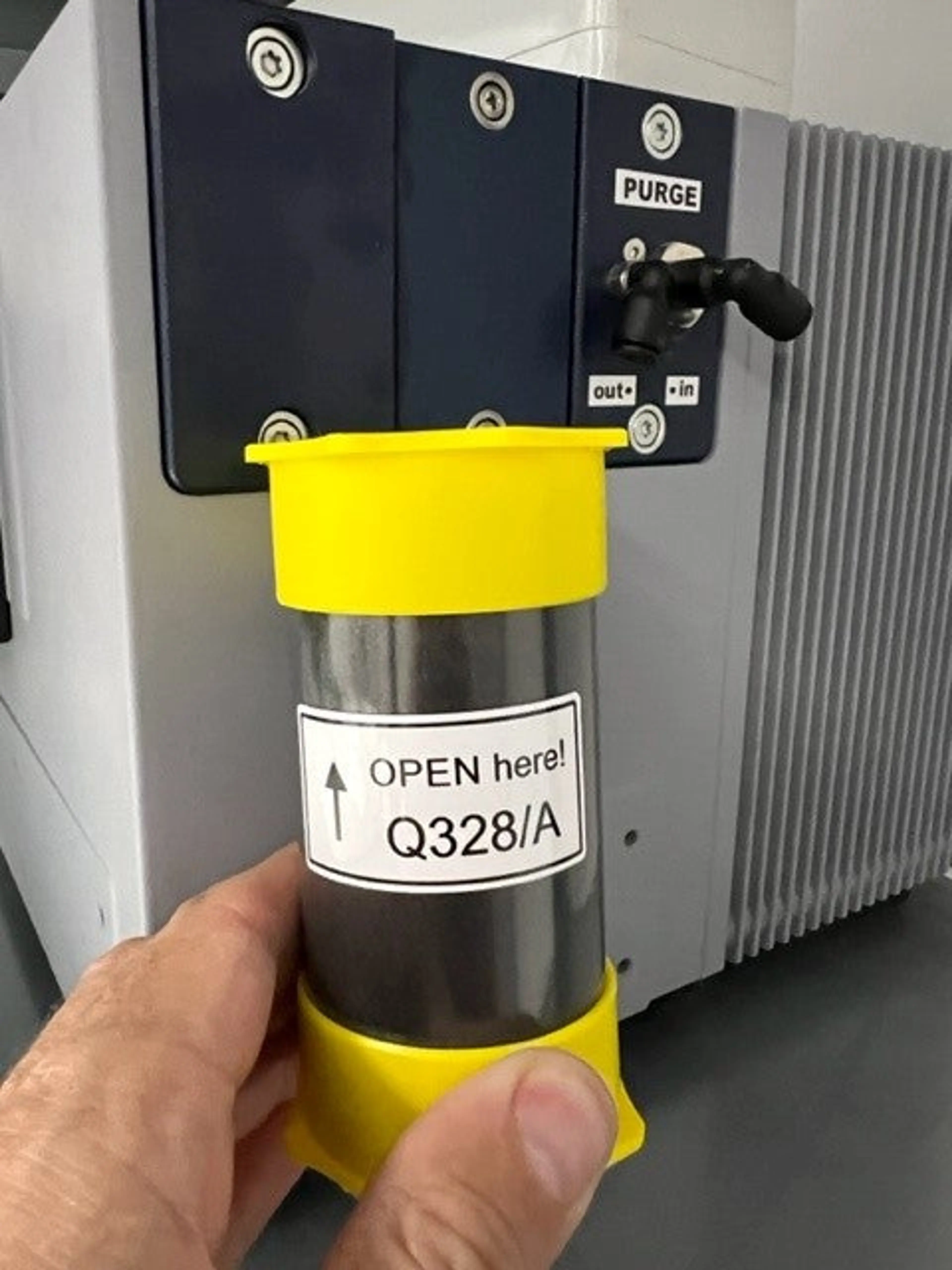 Q328/A: MIR source for MATRIX-Mxx, mounted,
