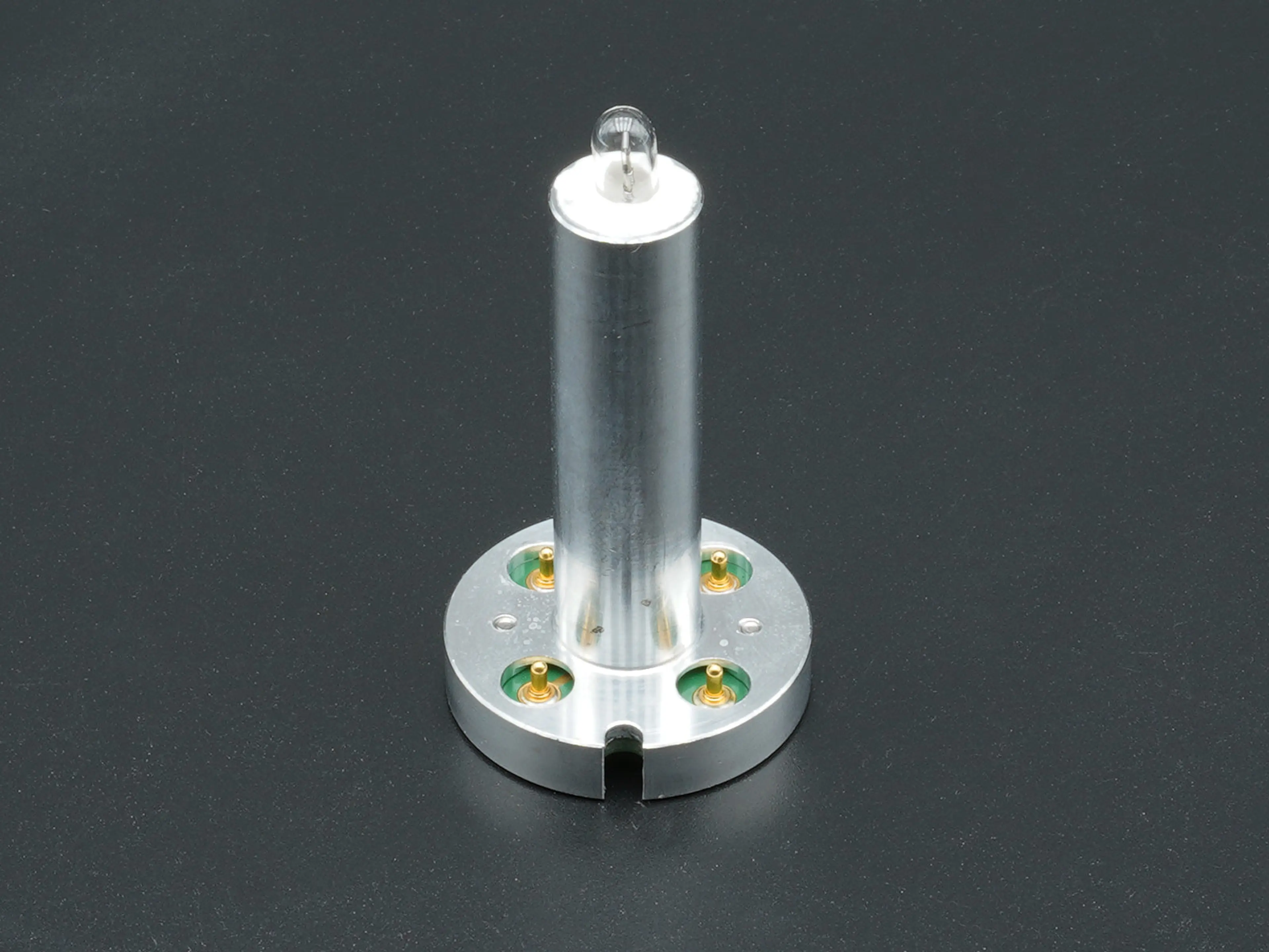 Q429/F: NIR source for TANGO with housing, assembled and aligned