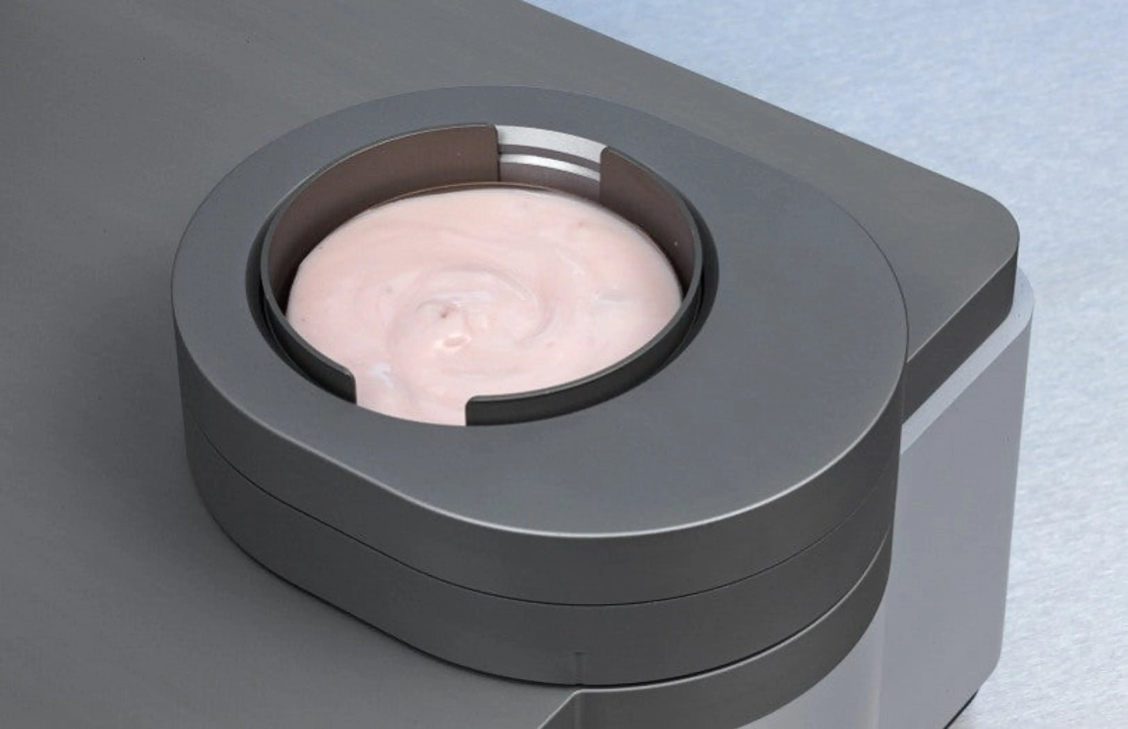 IN312/F: Rotating sample cup holder (97mm) w/o sample cup for TANGO