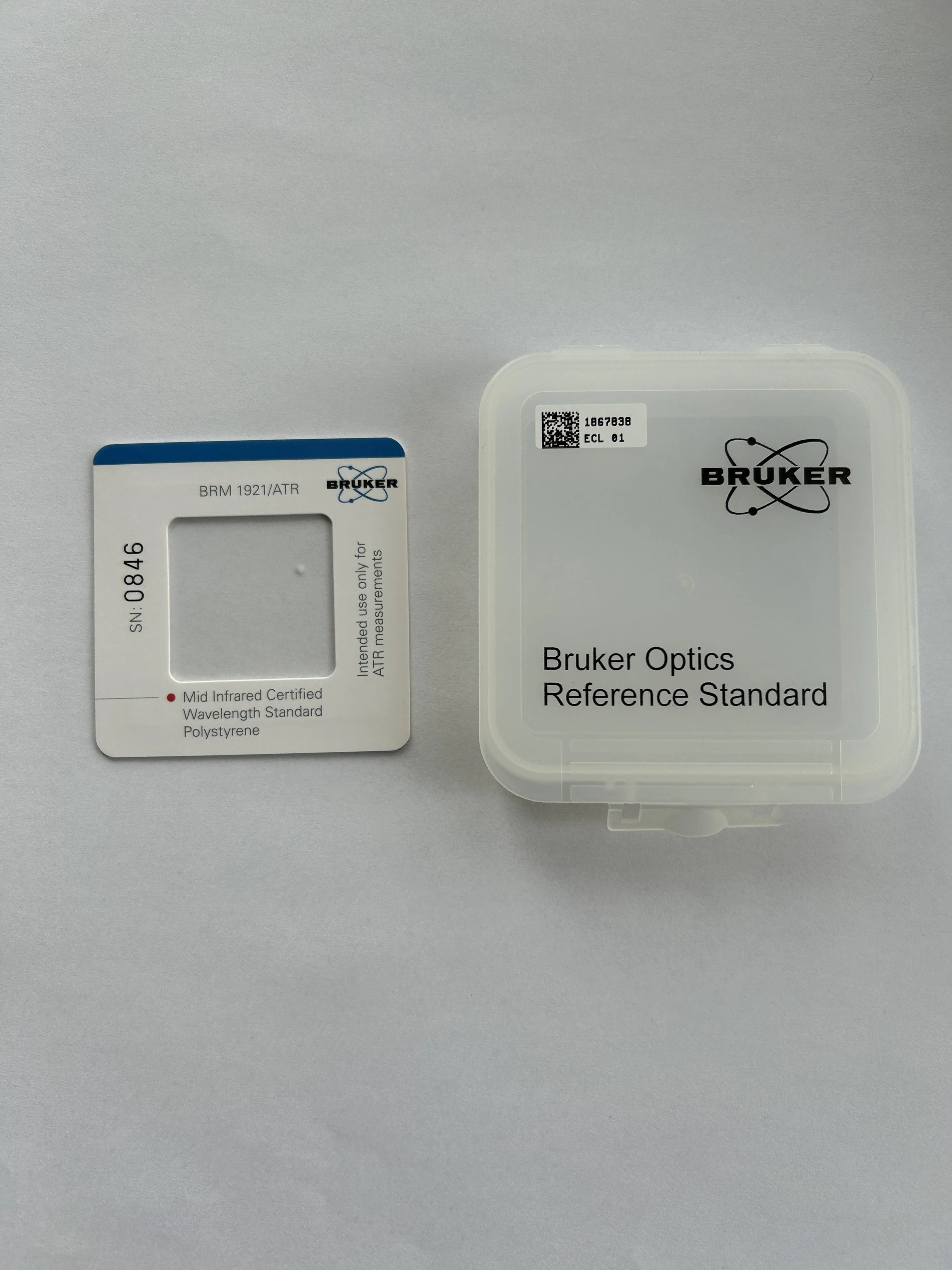 BRM1921-ATR: Polystyrene standard reference material "BRM 1921" for measurement by MIR-ATR technique