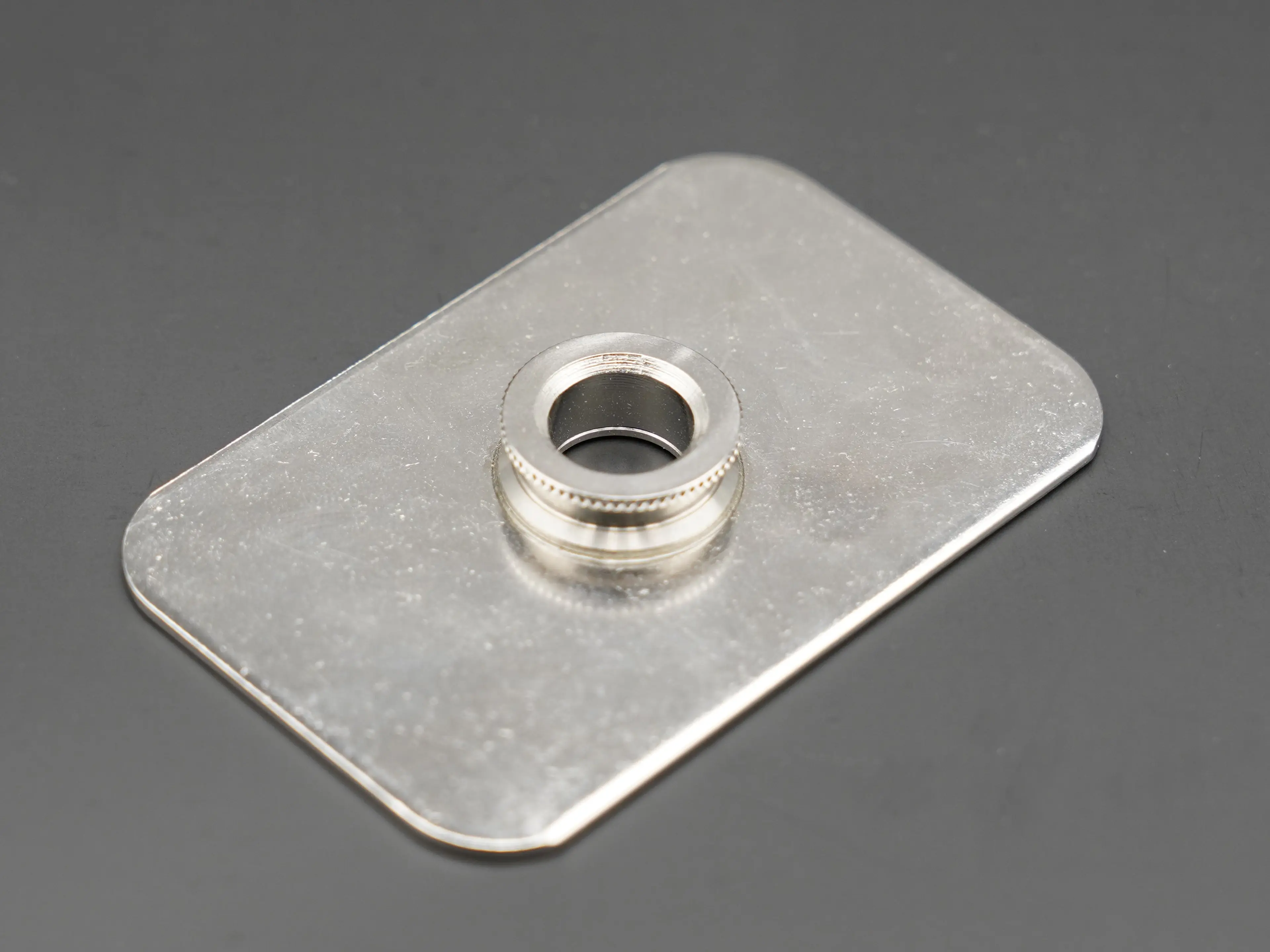 A105: Sample holder for 13mm pellets