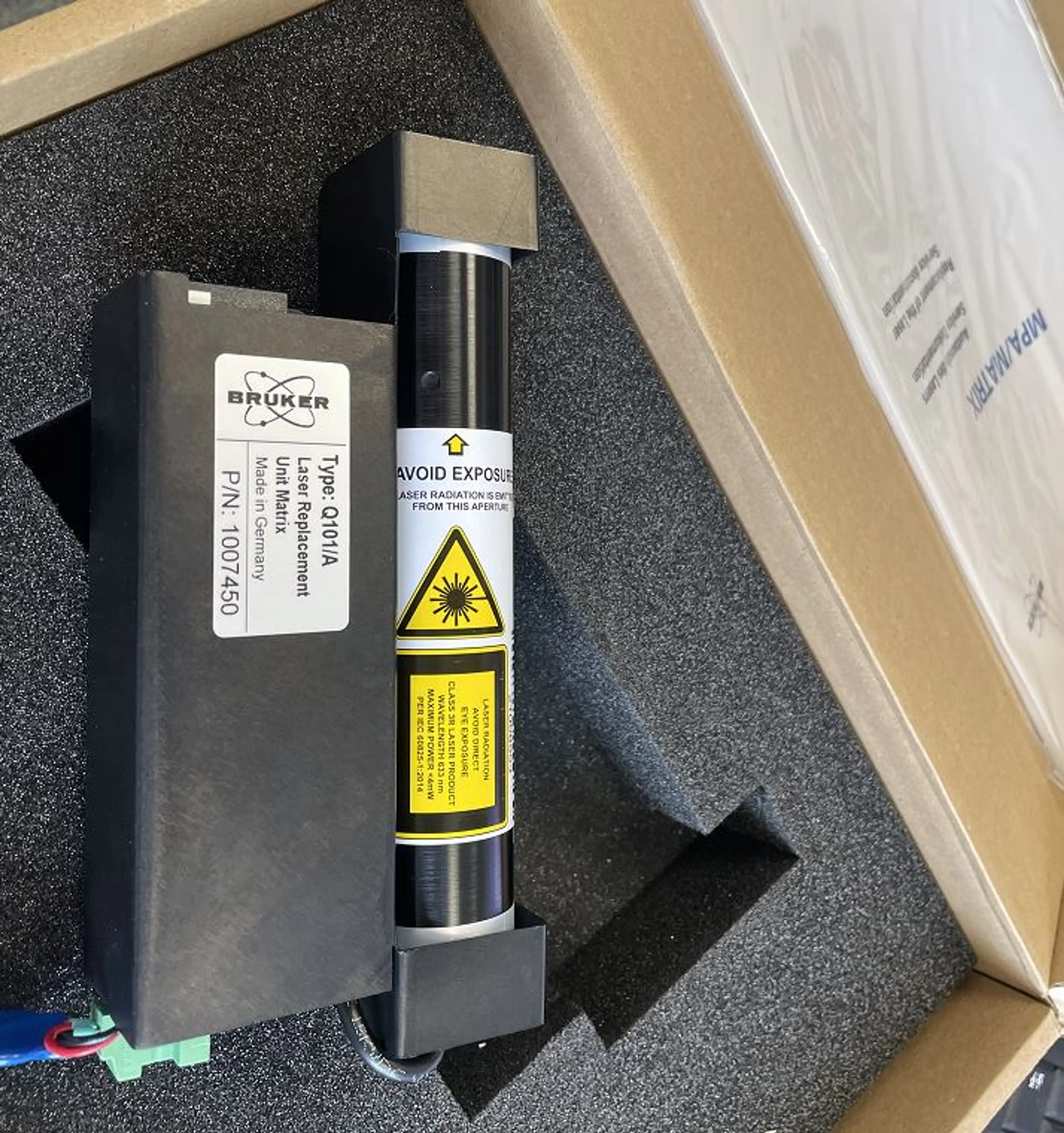 Q101/A: HeNe Laser for MPA, MATRIX