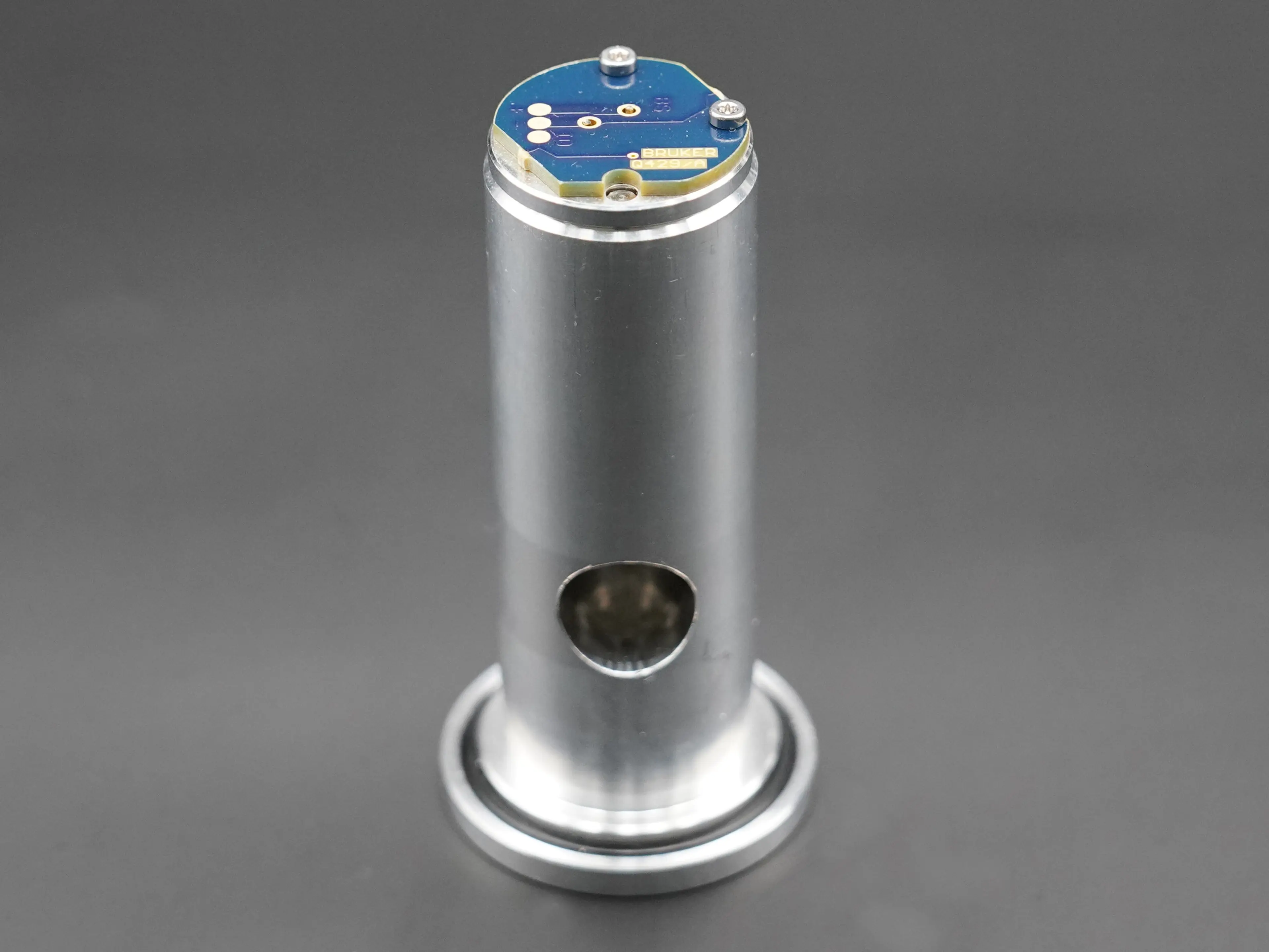 Q429/A: NIR source for MPA II with housing, assembled and aligned