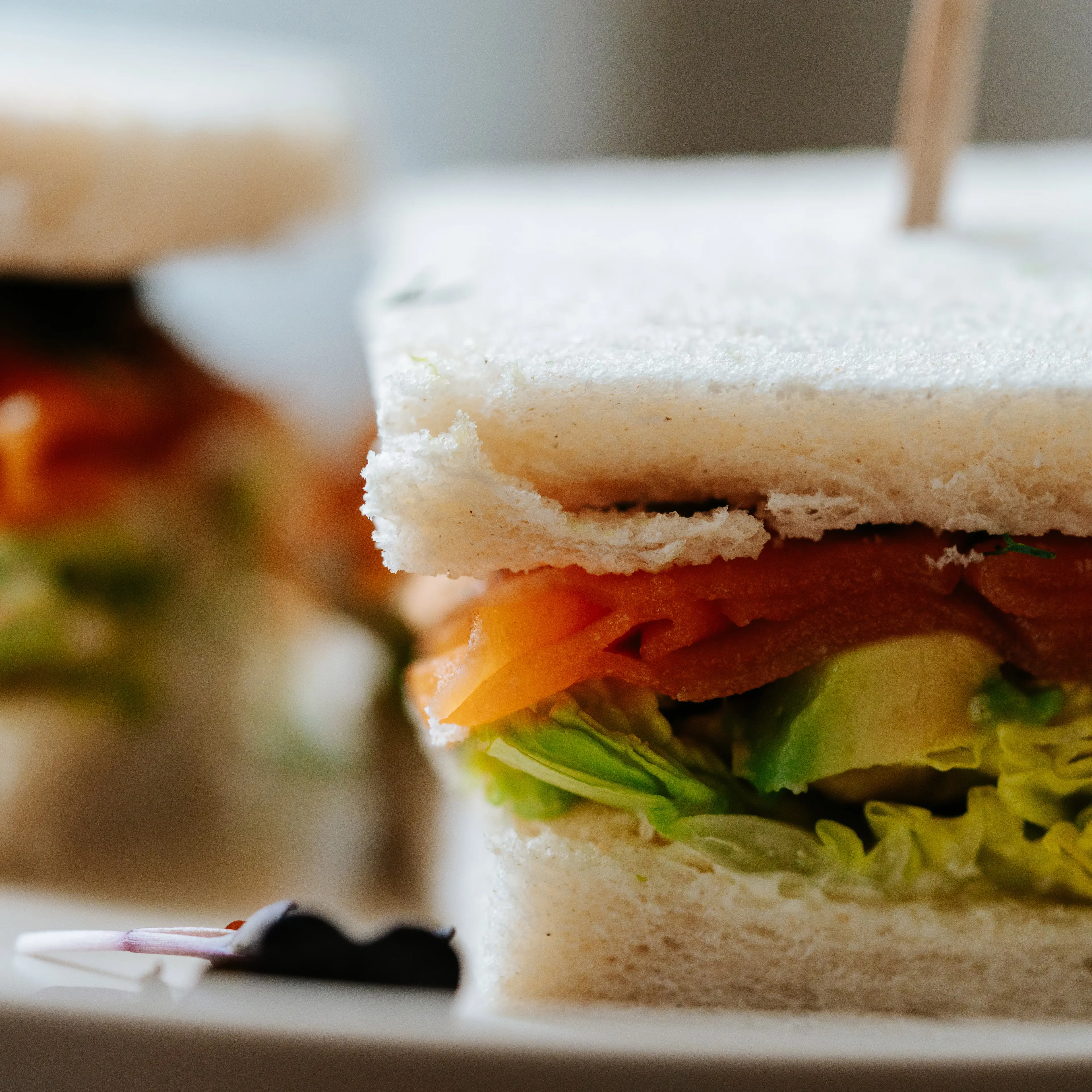 42052-pesto_avocado_lachs_135g_2026-08_2