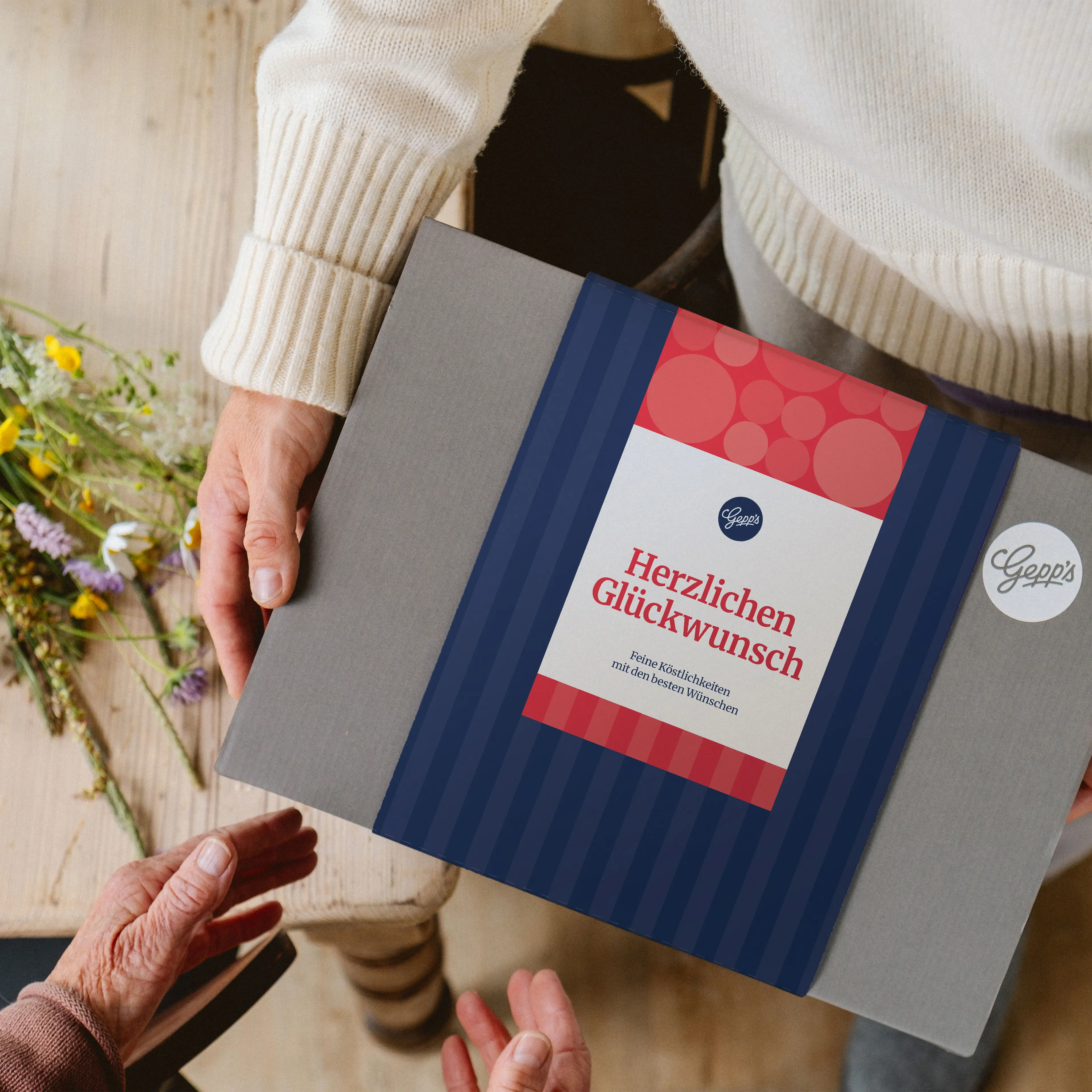FG100744-praesentkorb_herzlichen_glueckwunsch_2026-07_6_Mitarbeitergeschenk