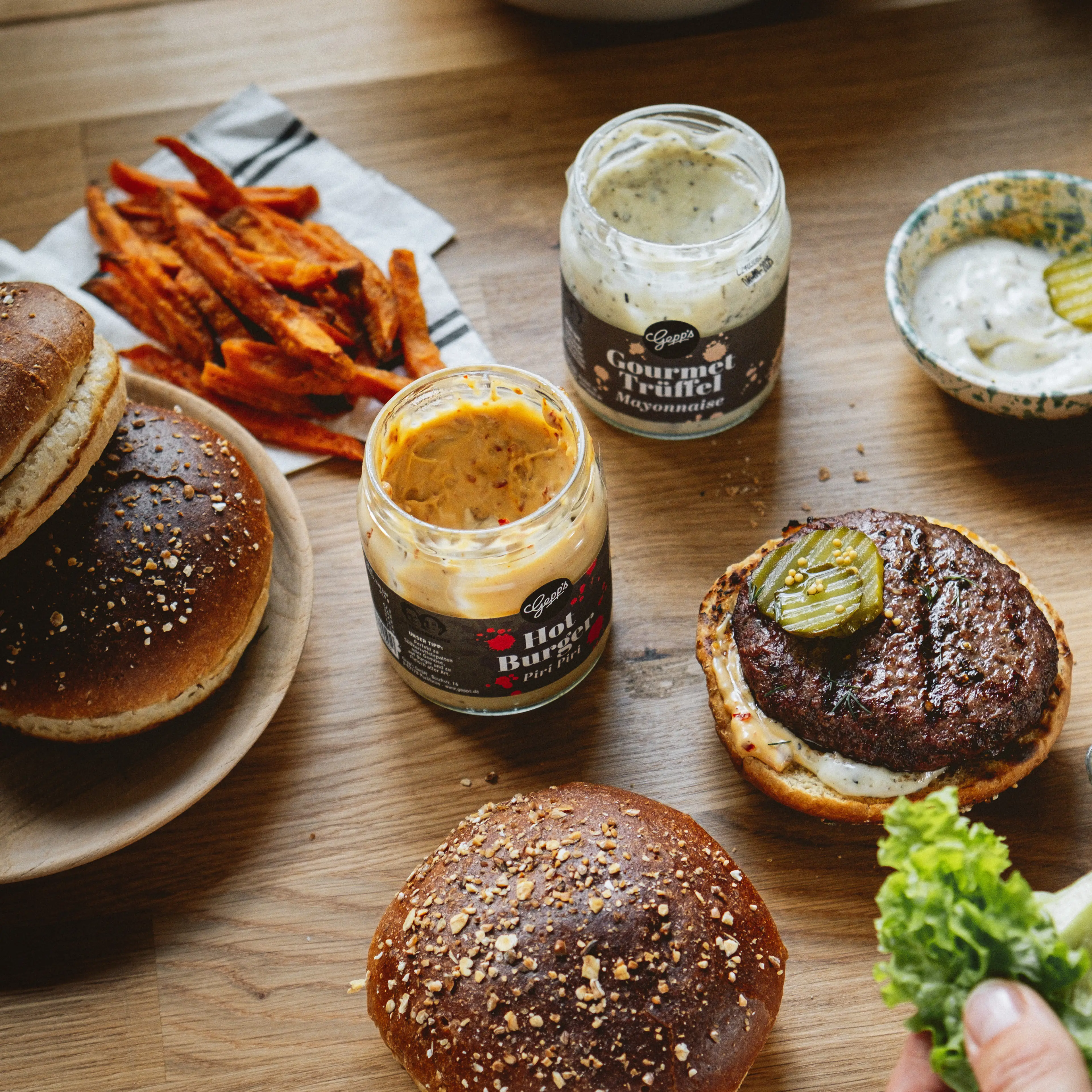 Wuerzige Burgersaucen