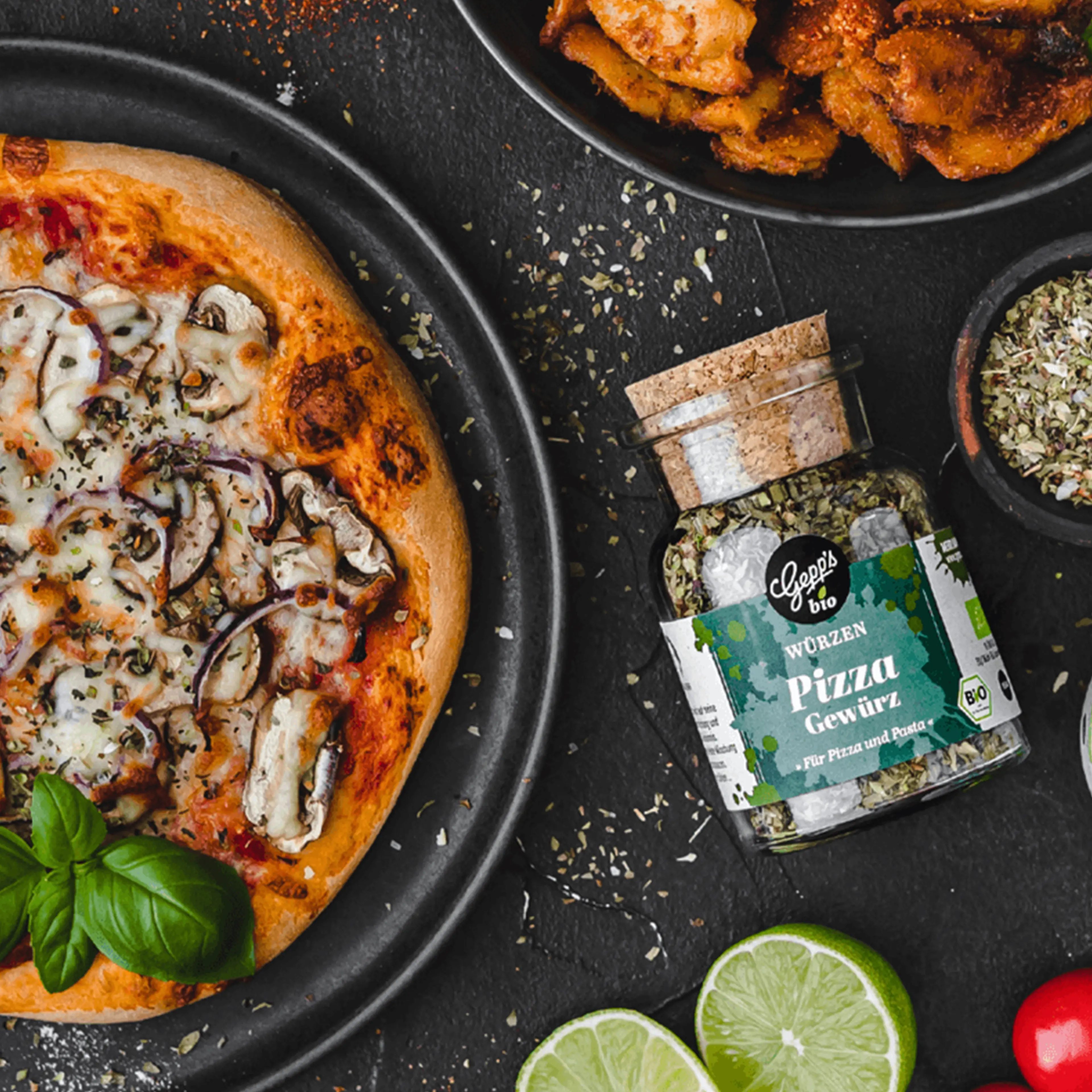 Pizza mit Pilzen und Bio Pizza Gewuerz