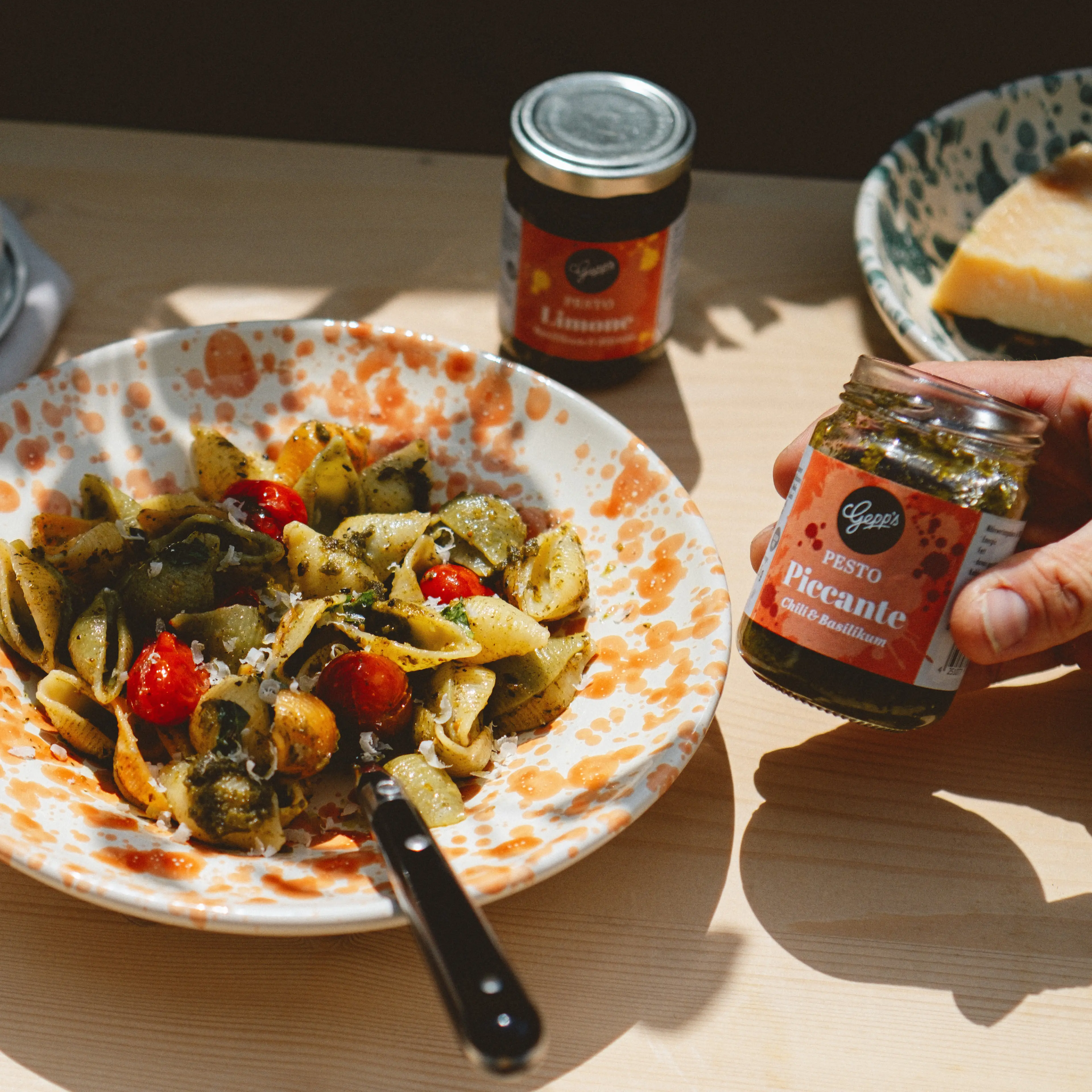 Pasta mit Gemuese und Pesto