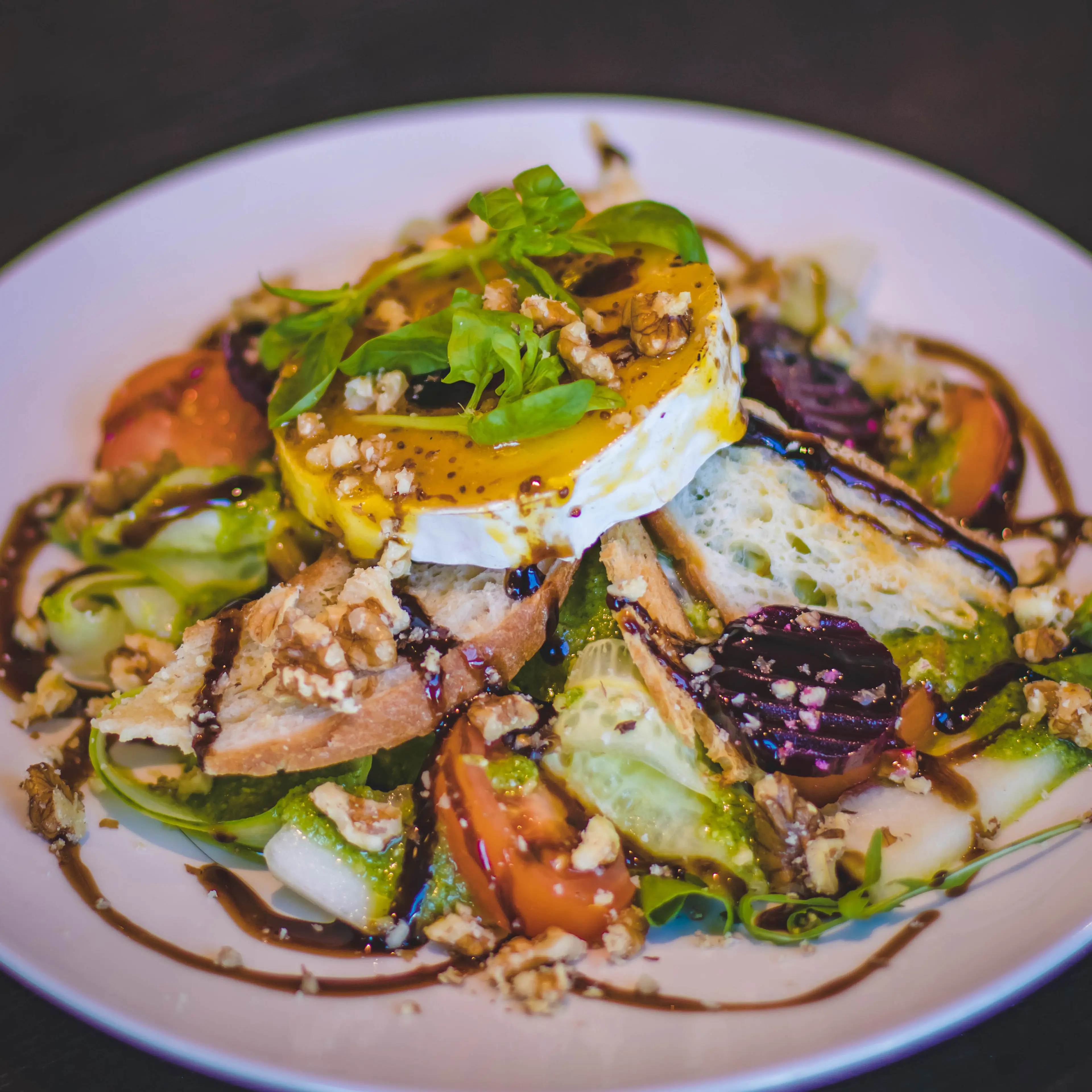Cranberry Portwein Sauce auf Salat