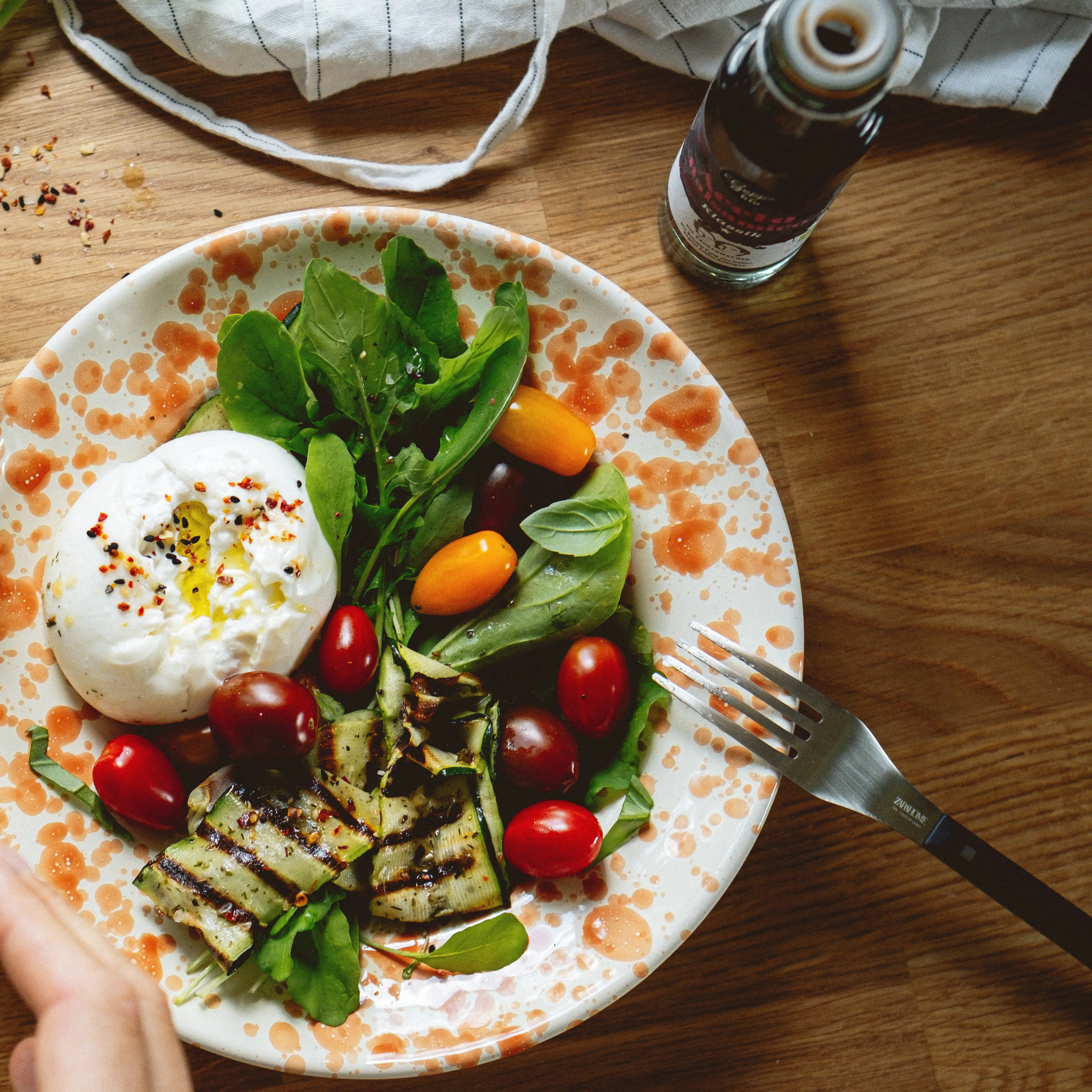 Salat mit Feige  Balsamico Sauce