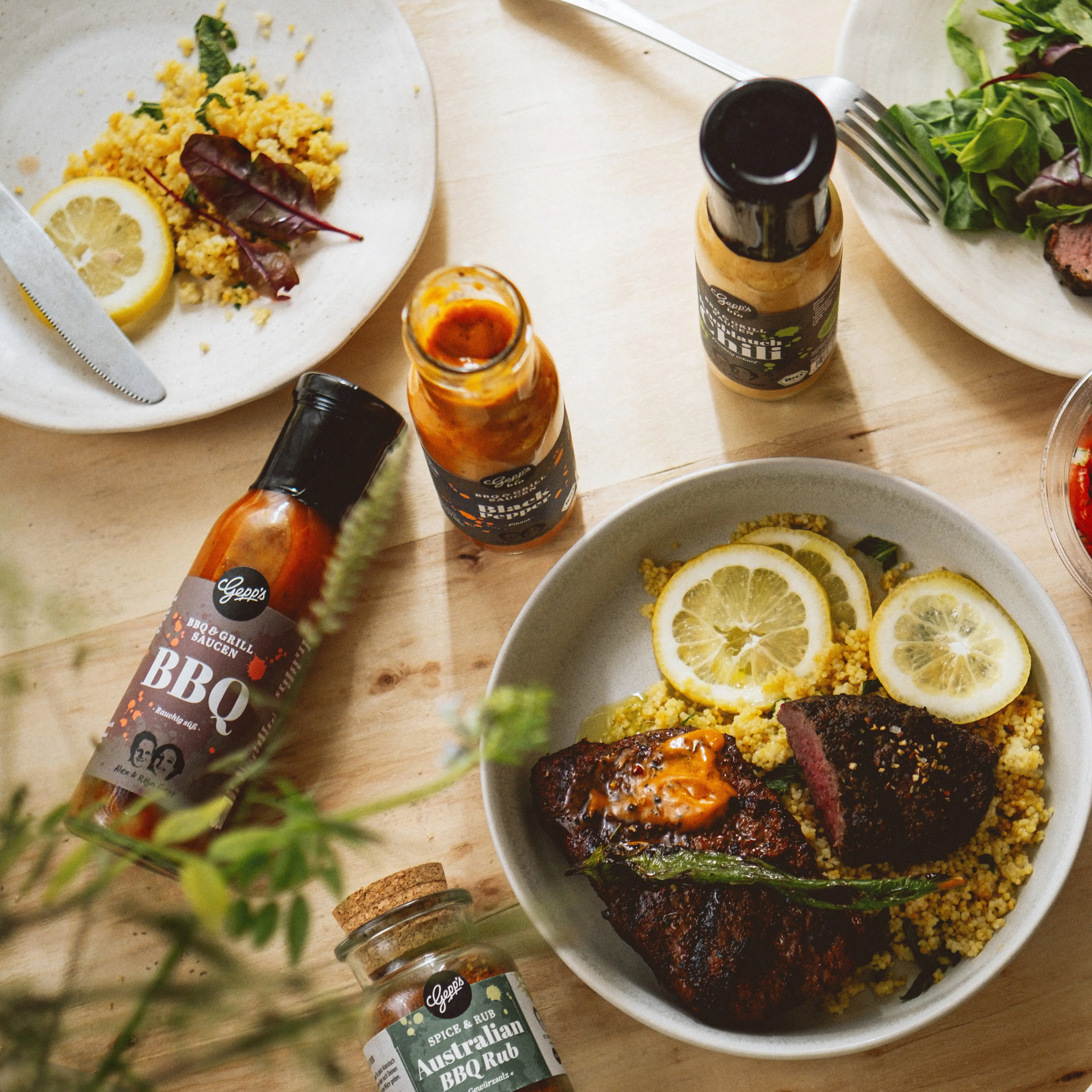 Grillgut mit Black Pepper Sauce